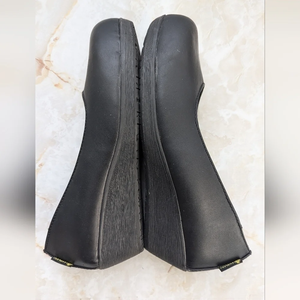 Amblers Safety Heel Cushion Memory Foam Slip On Shoes Woman's